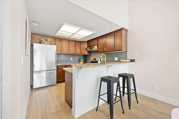 $400,000 | 115 Valley Oak Drive, Roseville, CA 95678