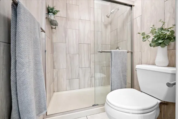 $400,000 | 115 Valley Oak Drive, Roseville, CA 95678