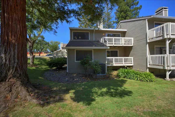 $400,000 | 115 Valley Oak Drive, Roseville, CA 95678