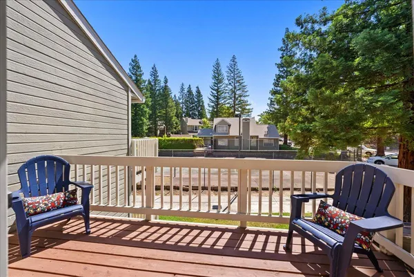 $400,000 | 115 Valley Oak Drive, Roseville, CA 95678