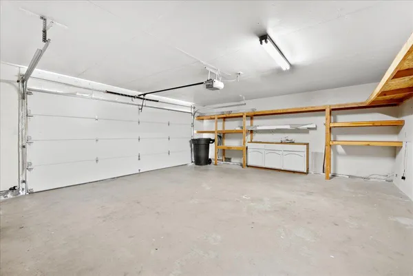 $400,000 | 115 Valley Oak Drive, Roseville, CA 95678