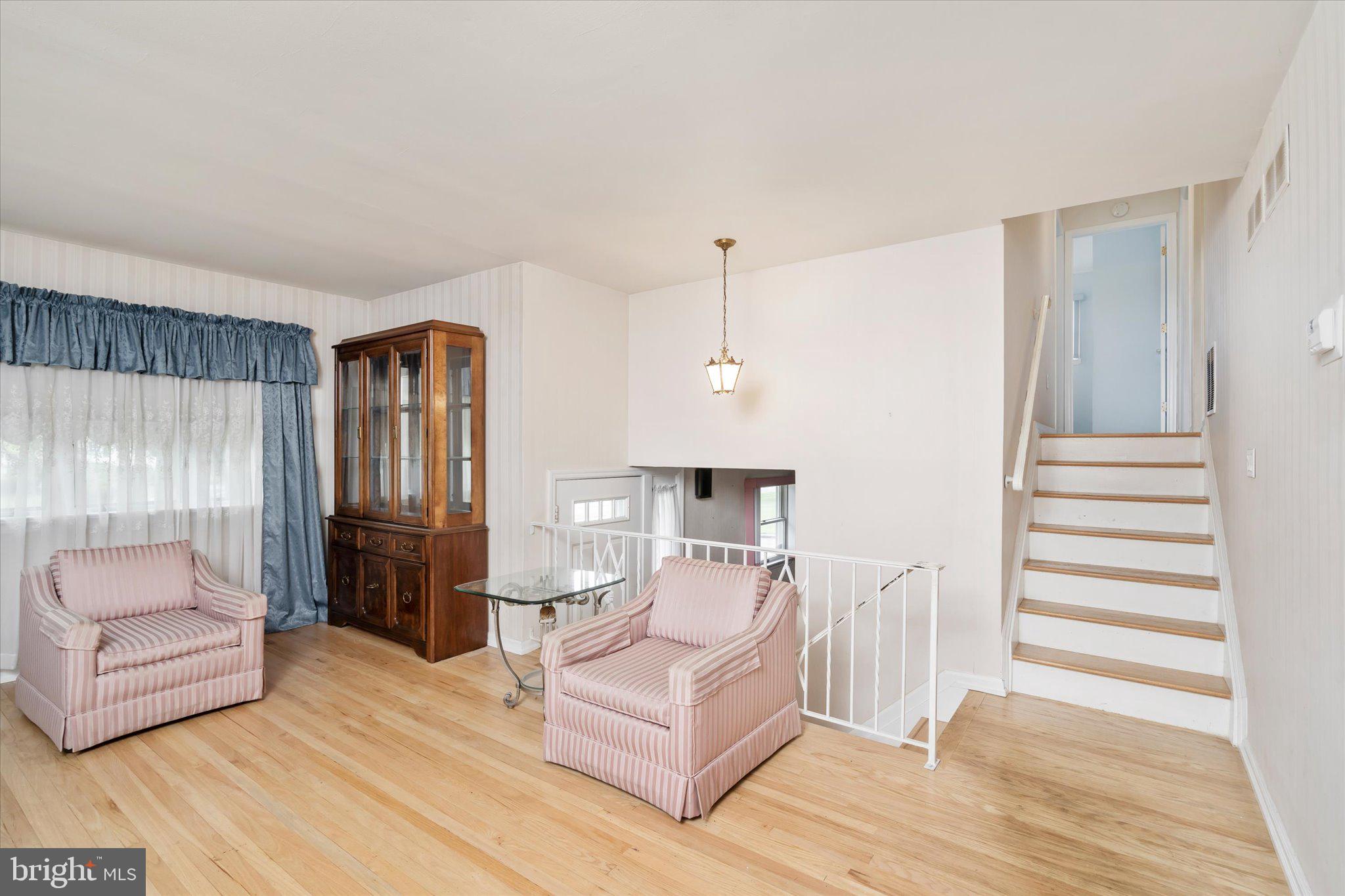 34 Sherbrooke Road Ewing, NJ 08638 - Photo 4 of 22