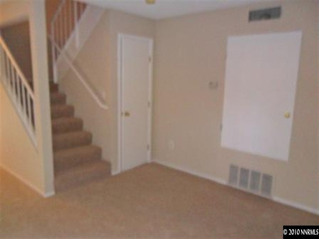 4688 Rio Poco Road Reno, NV 89502 - Photo 4 of 8 Photo 4