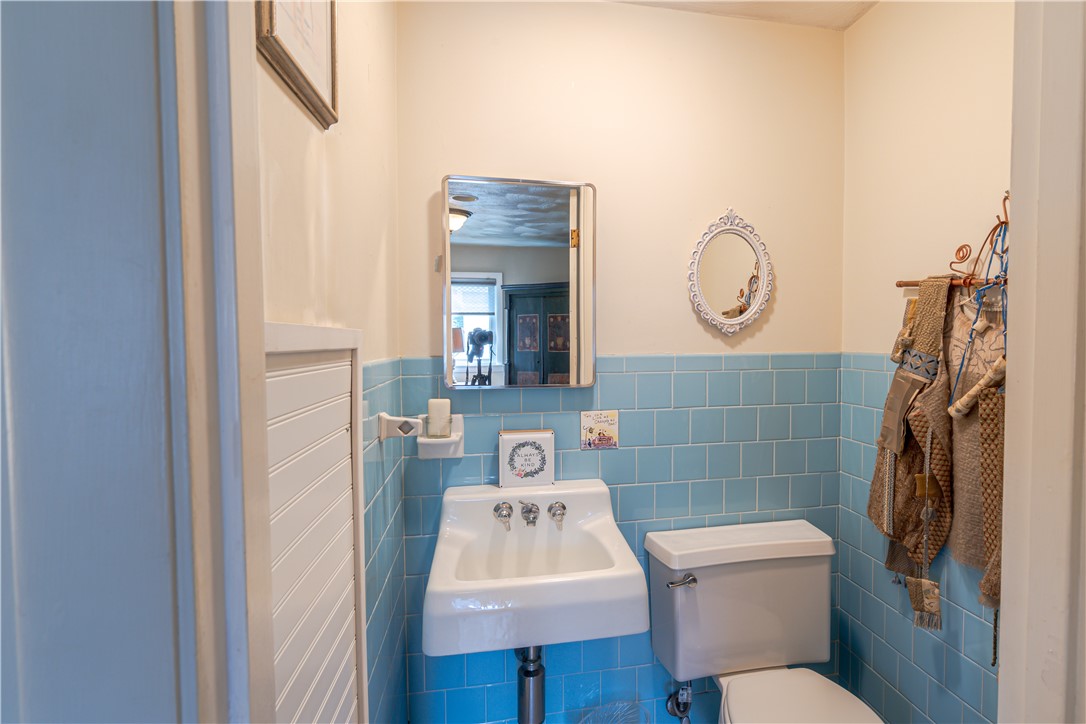 38 Landon Road Warwick, RI 02888 - Photo 24 of 37 Gallery Image 24