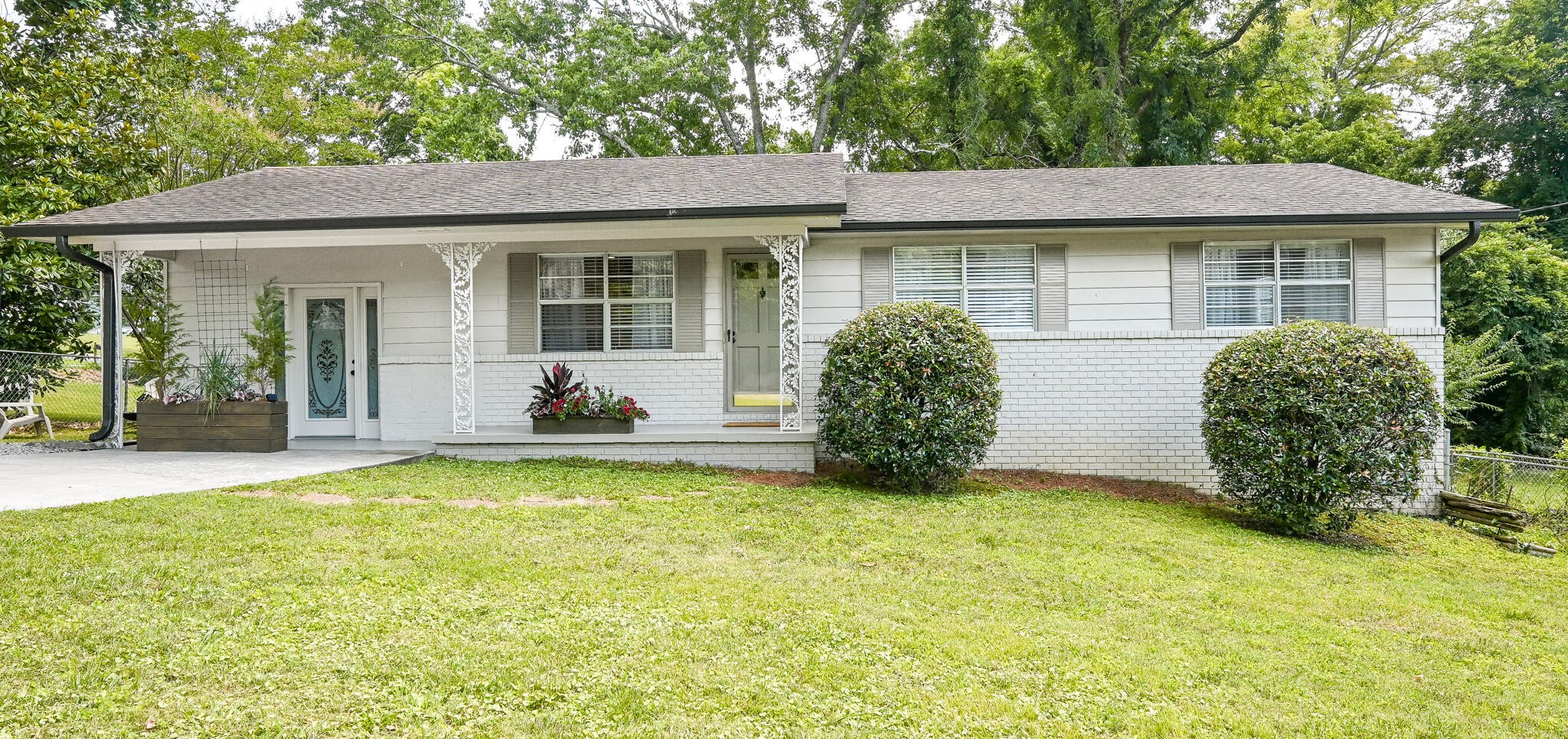 563 18th Street Northwest Cleveland, TN 37311 - Photo 1 of 40