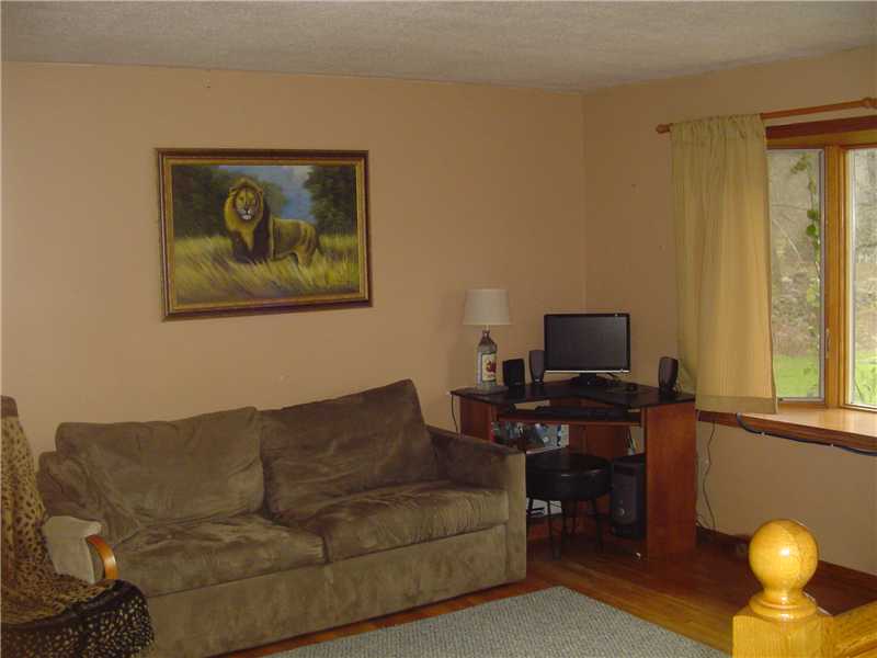 527 Cooper Road Glocester, RI 02814 - Photo 4 of 8 Living Room.