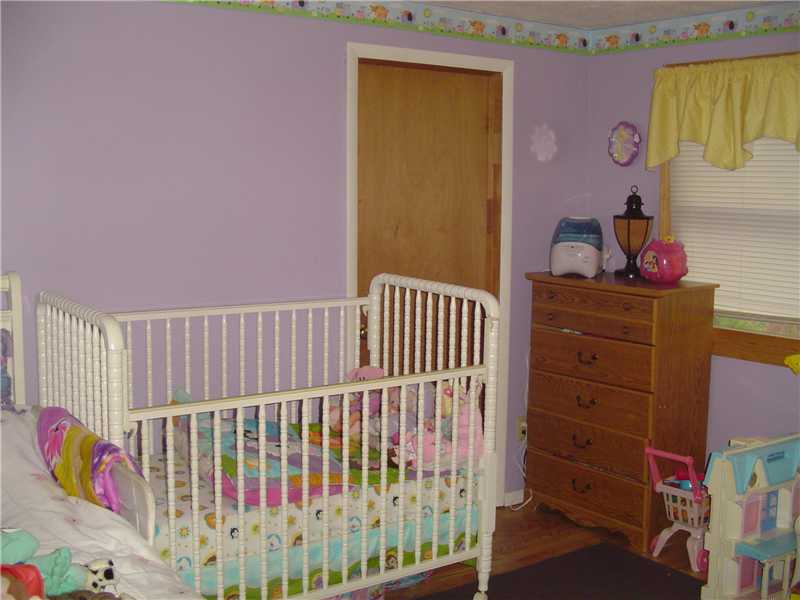 527 Cooper Road Glocester, RI 02814 - Photo 8 of 8 Bedroom.
