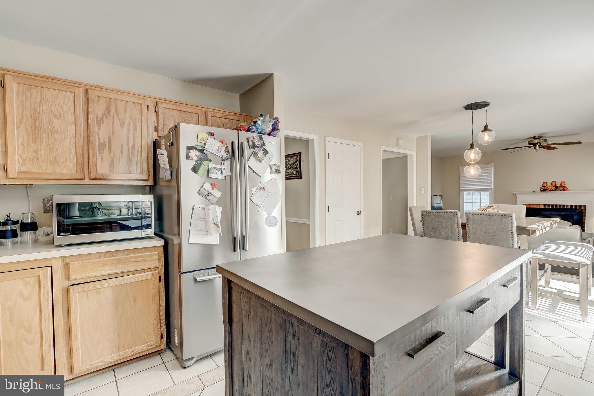 1507 Rochester Court Crofton, MD 21114 - Photo 25 of 55 Kitchen / SS Appliances