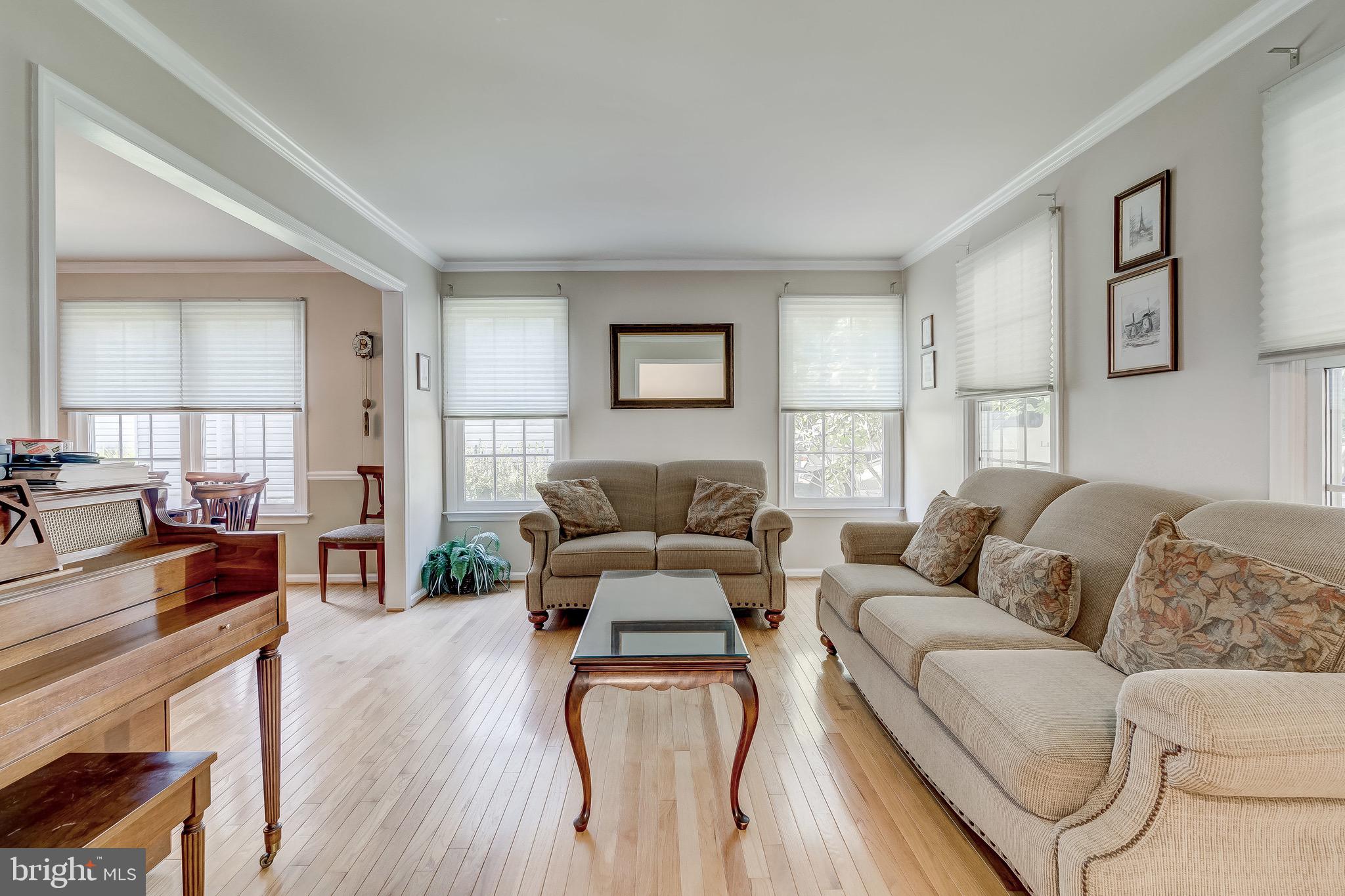 1507 Rochester Court Crofton, MD 21114 - Photo 9 of 55 Beautiful Wood Floors / Natural Light