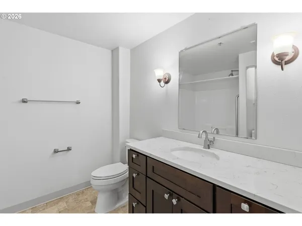 $180,000 | 273 Southeast 162nd Avenue, Portland, OR 97233