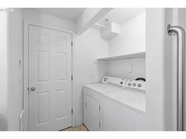 $180,000 | 273 Southeast 162nd Avenue, Portland, OR 97233