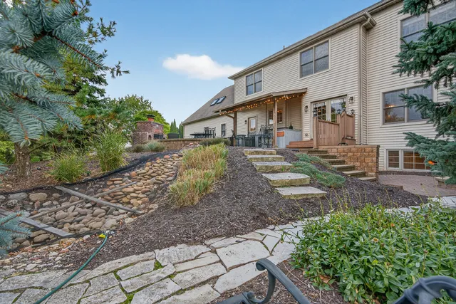 $699,000 | 10-n701 Prairie Crossing, Elgin, IL 60124