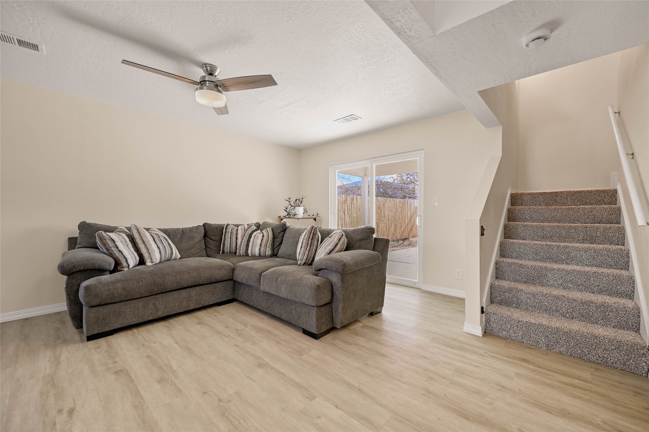 1304 Elkslip Drive Northeast Rio Rancho, NM 87144 - Photo 11 of 21