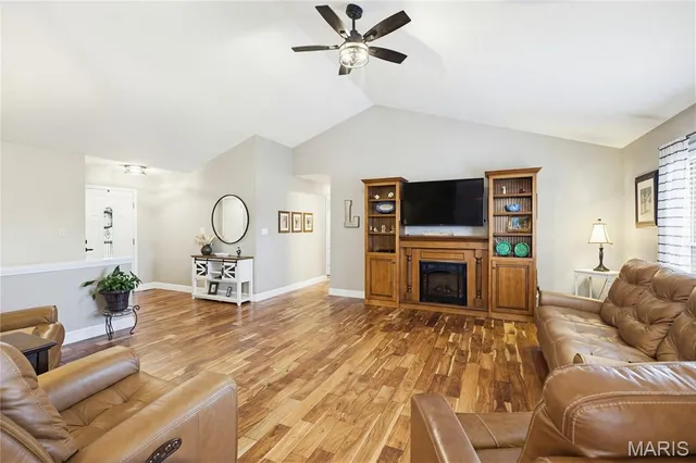 $359,900 | 2423 Oak Street, Jackson, MO 63755