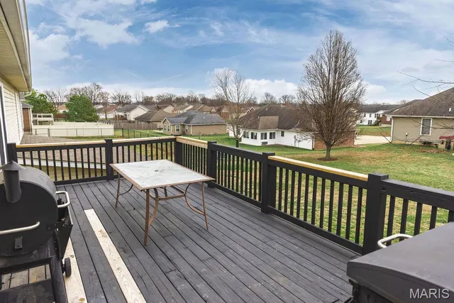 $359,900 | 2423 Oak Street, Jackson, MO 63755