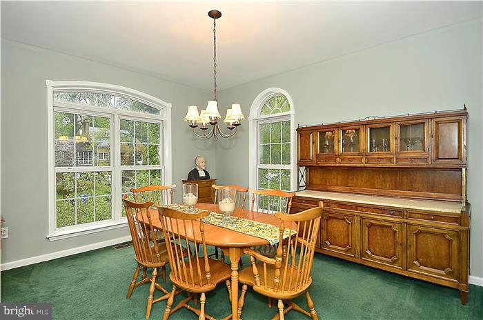 1505 Grace Church Road Silver Spring, MD 20910 - Photo 5 of 29 Dining Room
