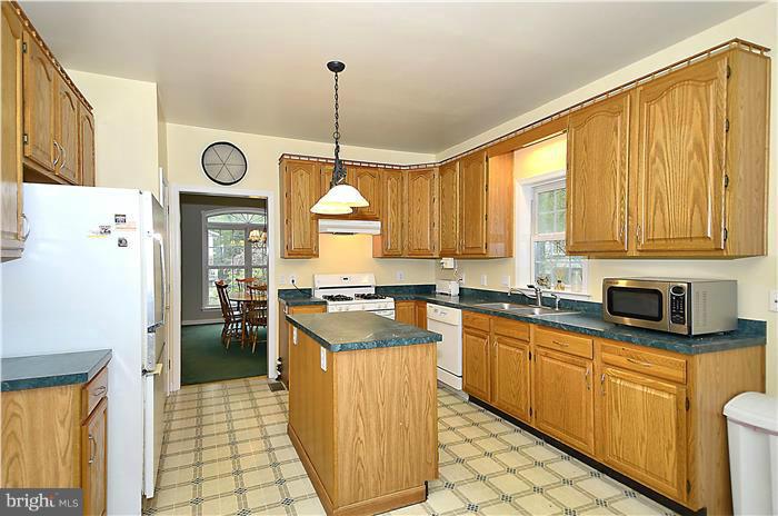 1505 Grace Church Road Silver Spring, MD 20910 - Photo 9 of 29 Kitchen