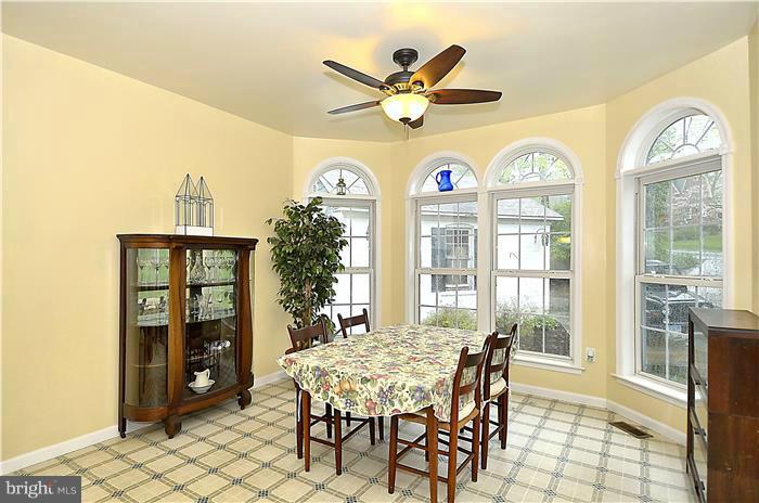 1505 Grace Church Road Silver Spring, MD 20910 - Photo 10 of 29 Kitchen