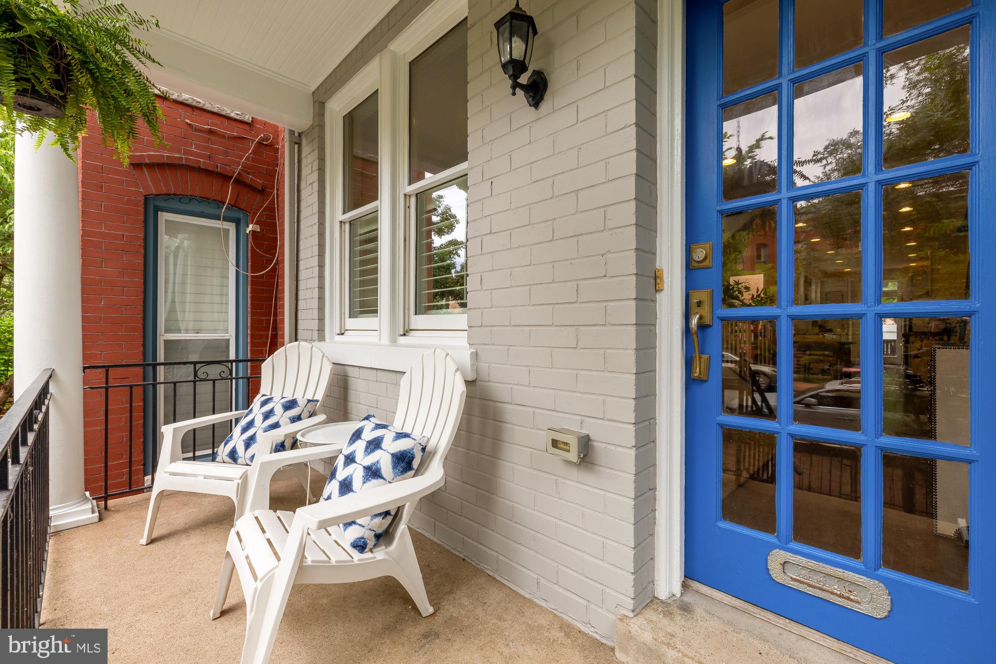 647 A Street Southeast Washington, DC 20003 - Photo 3 of 41