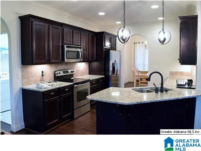 222 Dunrobin Cove Pelham, AL 35124 - Photo 3 of 19