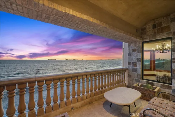 $6,725,000 | 2 60th Place, Long Beach, CA 90803