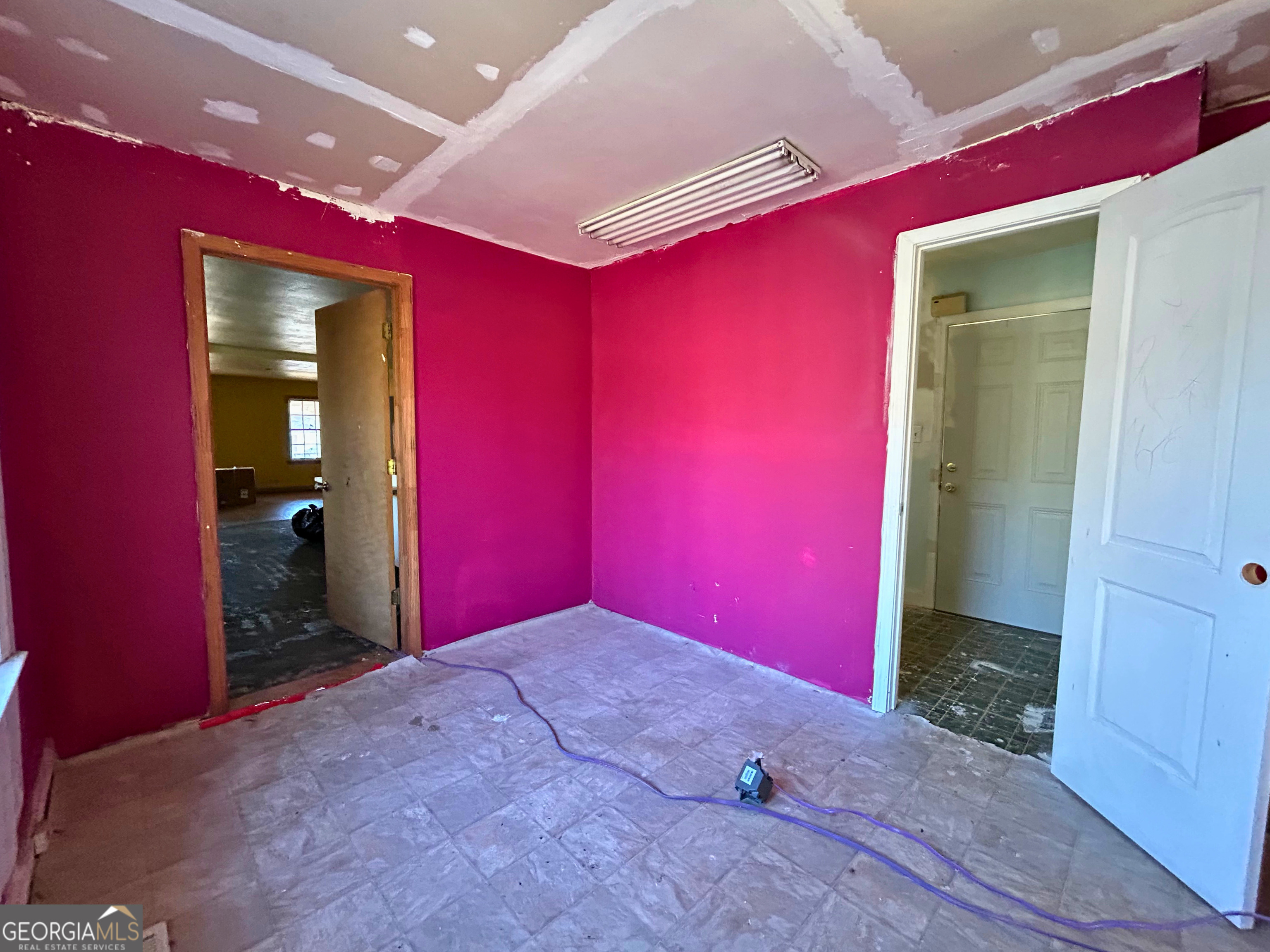 806 Magnolia Drive Macon, GA 31217 - Photo 16 of 25 a view of empty room