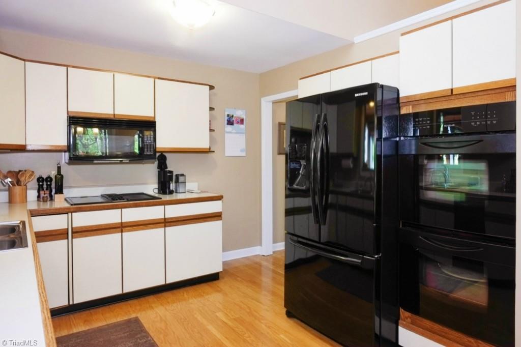 6523 Zack Road Oak Ridge, NC 27310 - Photo 10 of 30