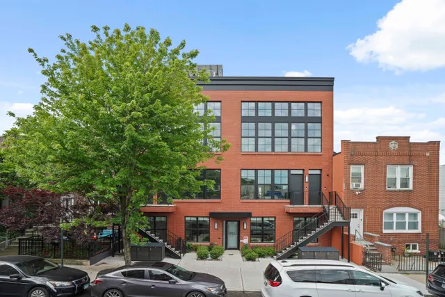 $795,000 | Undisclosed Address | Greenwood Heights