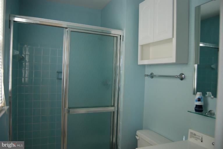 106 Frederick Road Stephens City, VA 22655 - Photo 17 of 17 Bath