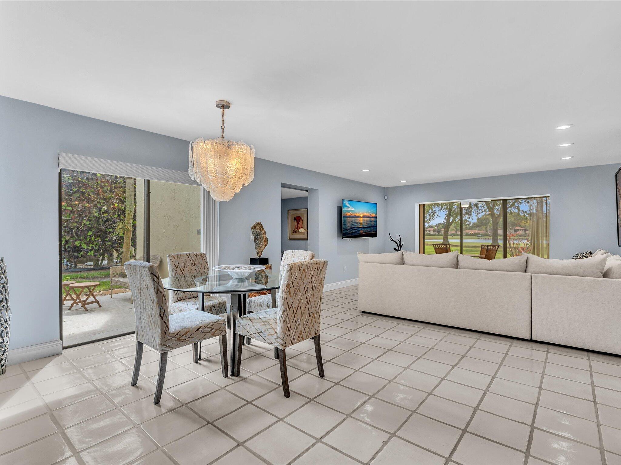 8410 Casa Del Lago, Unit 20A Boca Raton, FL 33433 - Photo 16 of 53 13-FPP0535