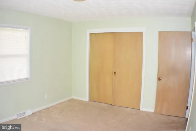 $1,675 | 209 West Avenue, Red Lion, PA 17356