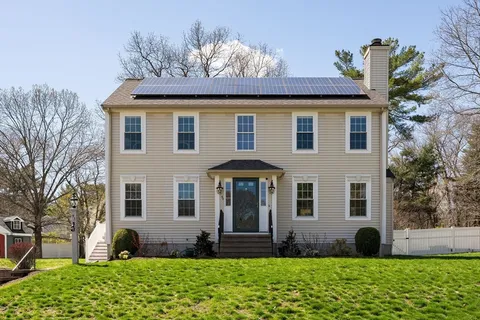 $825,000 | 53 Mansfield Street, Weymouth, MA 02190
