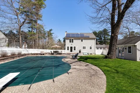 $825,000 | 53 Mansfield Street, Weymouth, MA 02190