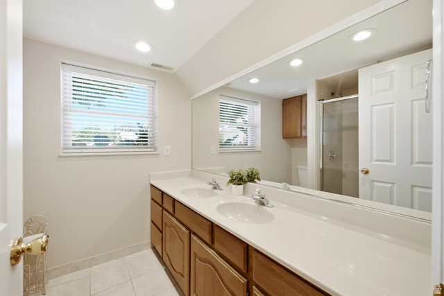 11209 Christopher Circle Sandy, UT 84092 - Photo 31 of 53