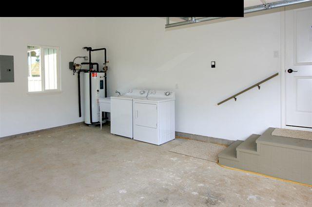 11 Maha Road, Unit 11 Makawao, HI 96768 - Photo 15 of 20 a view of a room with closet and windows