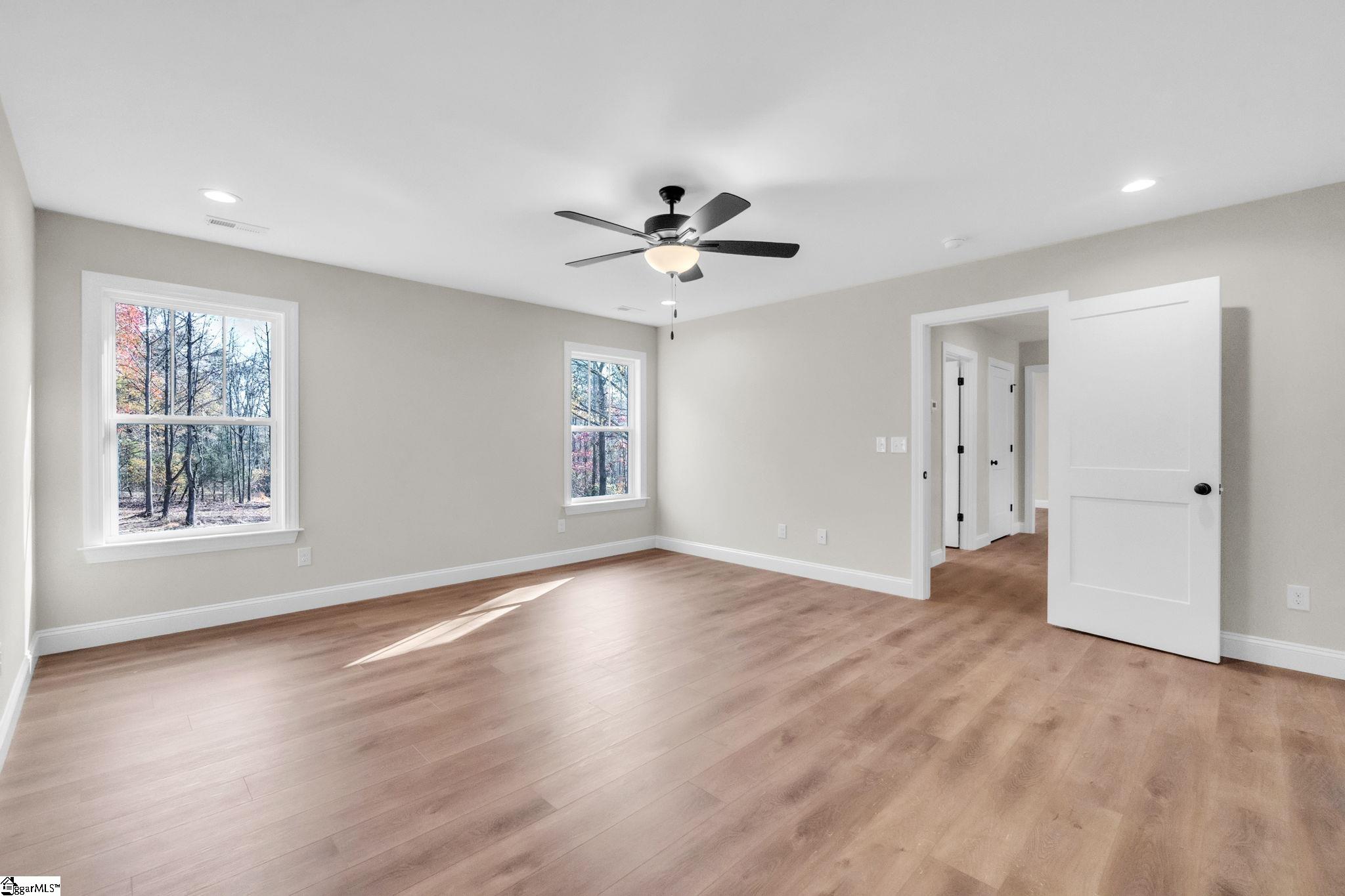 521 Burton Road Greer, SC 29651 - Photo 13 of 33