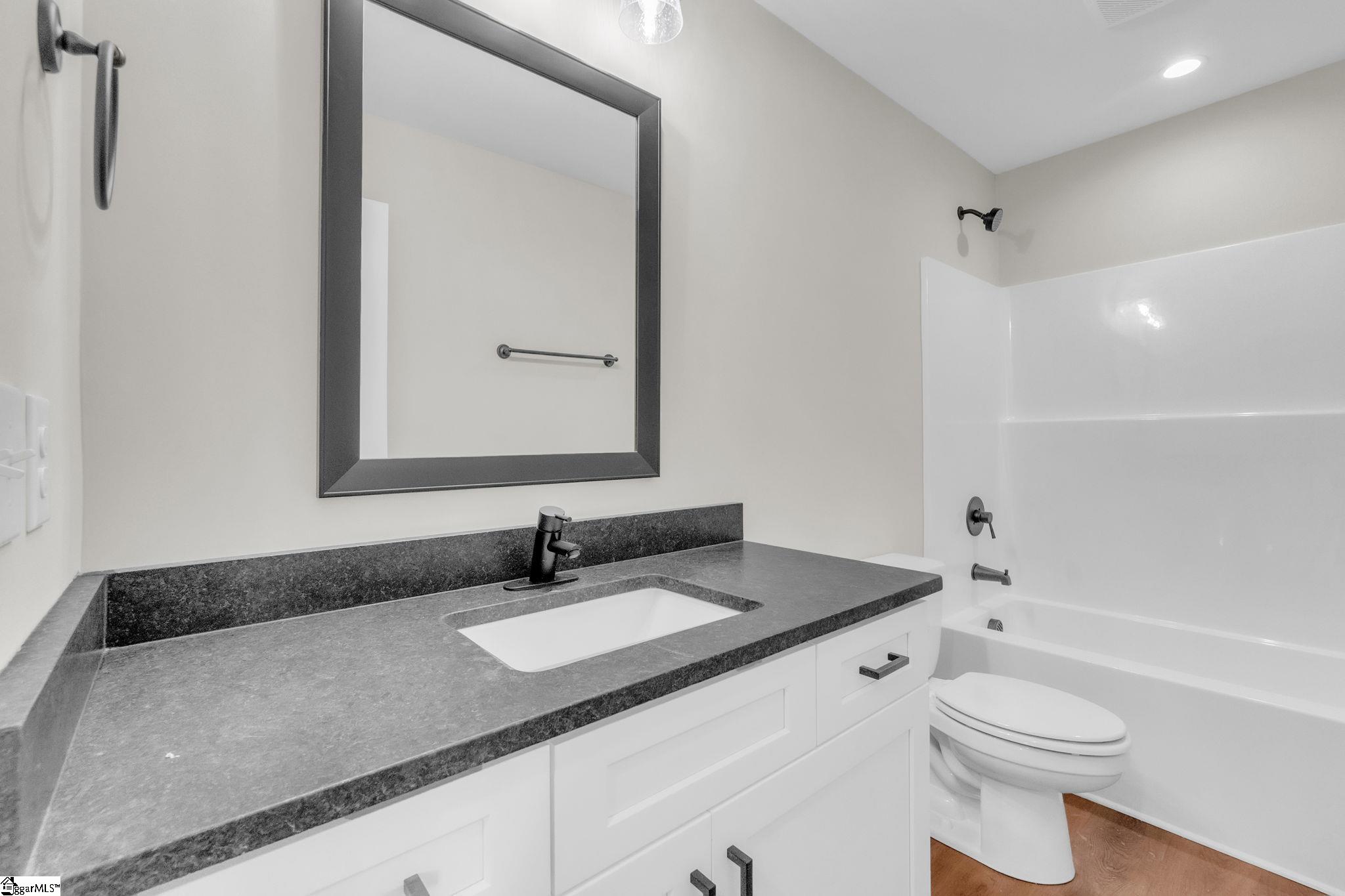 521 Burton Road Greer, SC 29651 - Photo 19 of 33