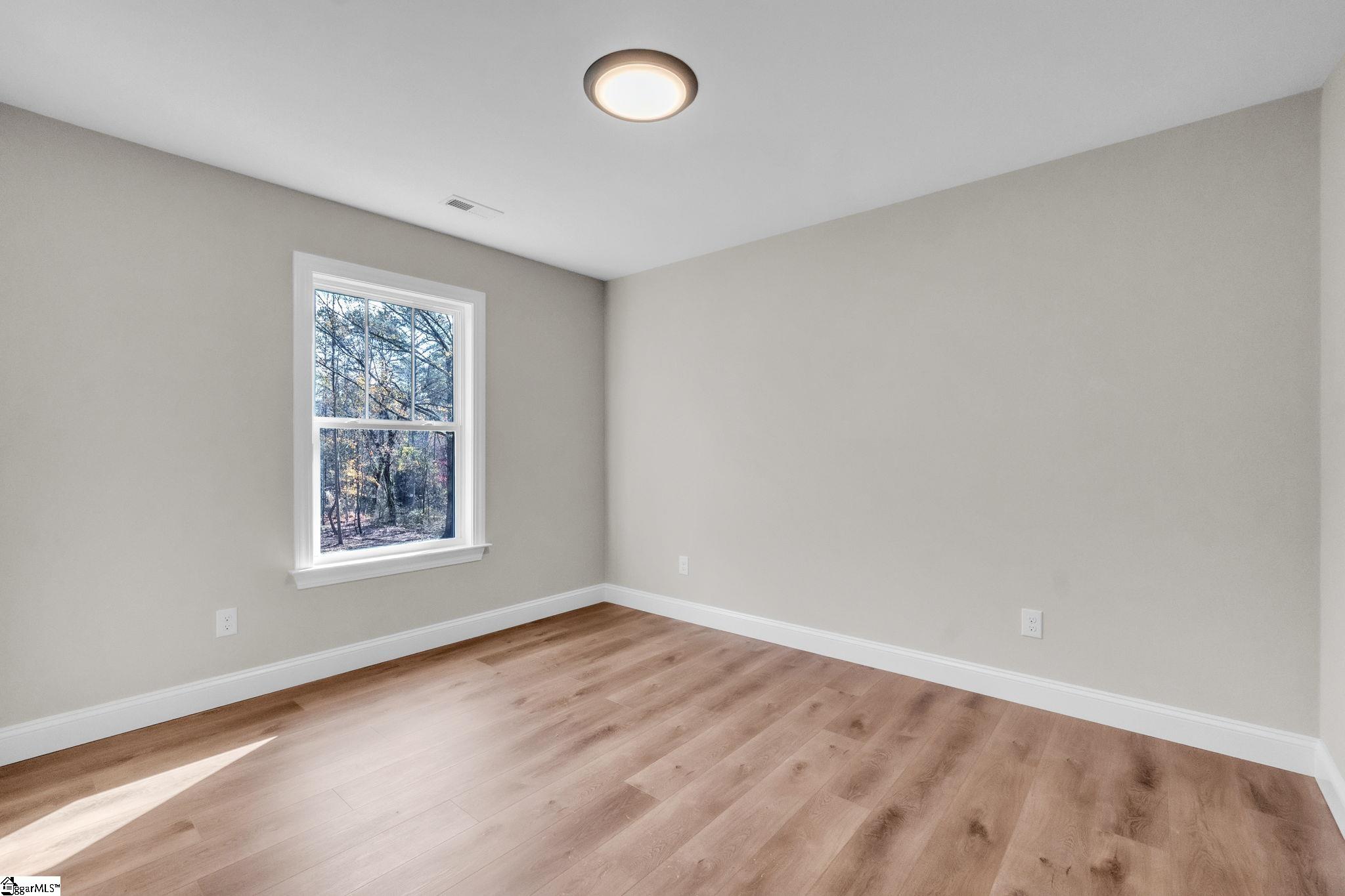 521 Burton Road Greer, SC 29651 - Photo 20 of 33