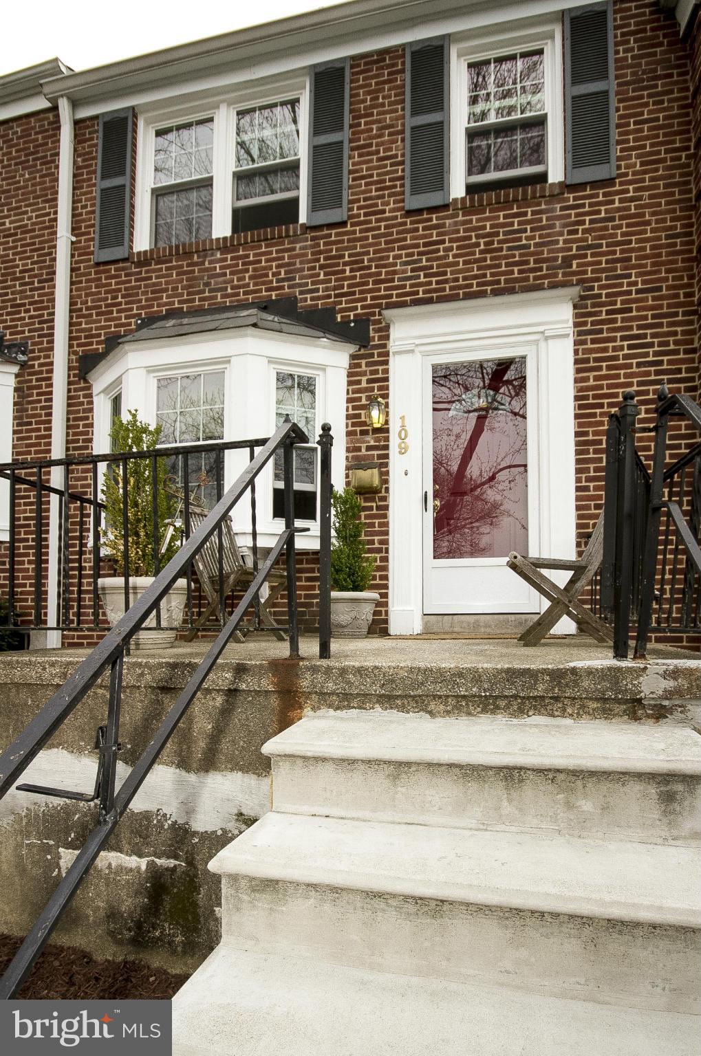 109 Brandon Road Baltimore, MD 21212 - Photo 1 of 21 Exterior (Front)