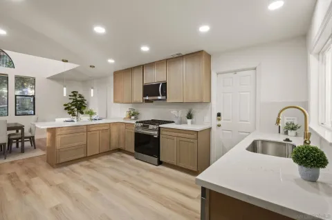 $2,550,000 | 7001 Almaden Lane, Carlsbad, CA 92009