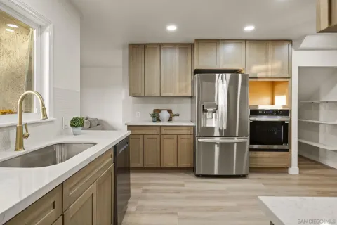 $2,550,000 | 7001 Almaden Lane, Carlsbad, CA 92009