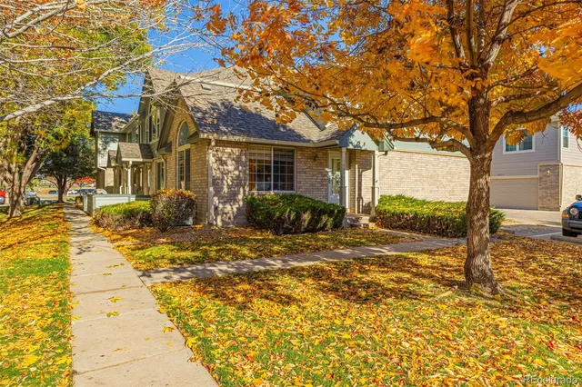 a view of a out door of the house