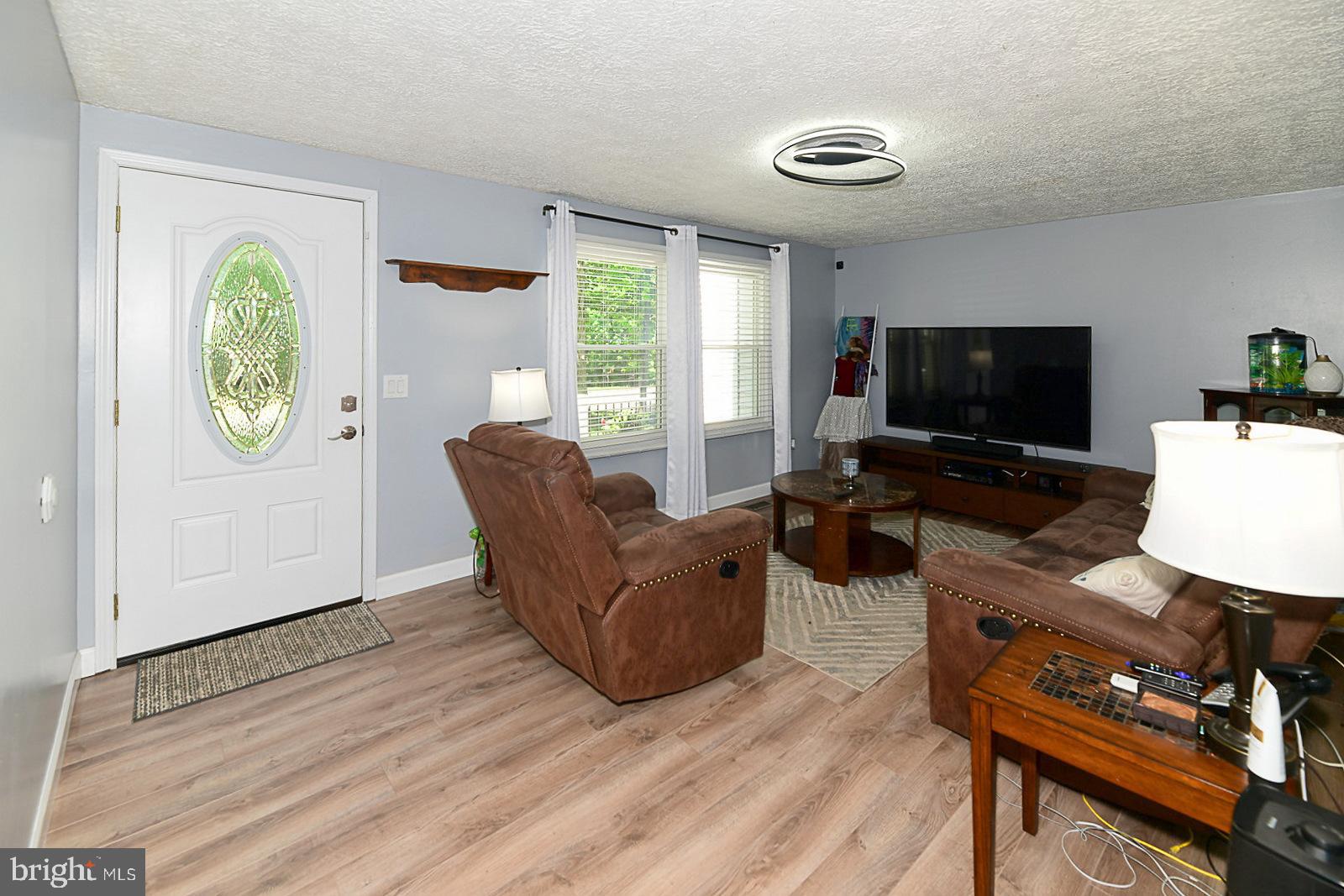 12284 Bandera Lane Lusby, MD 20657 - Photo 19 of 48 Living Room