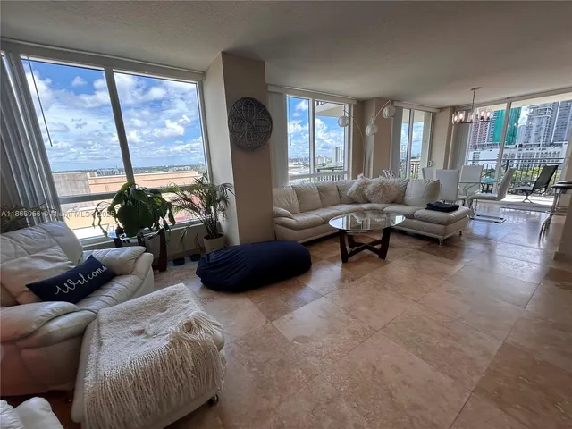 $4,995 | 610 West Las Olas Boulevard, Unit 1217N, Fort Lauderdale, FL 33312