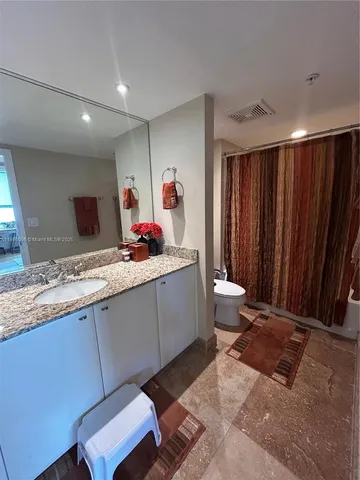 $4,995 | 610 West Las Olas Boulevard, Unit 1217N, Fort Lauderdale, FL 33312