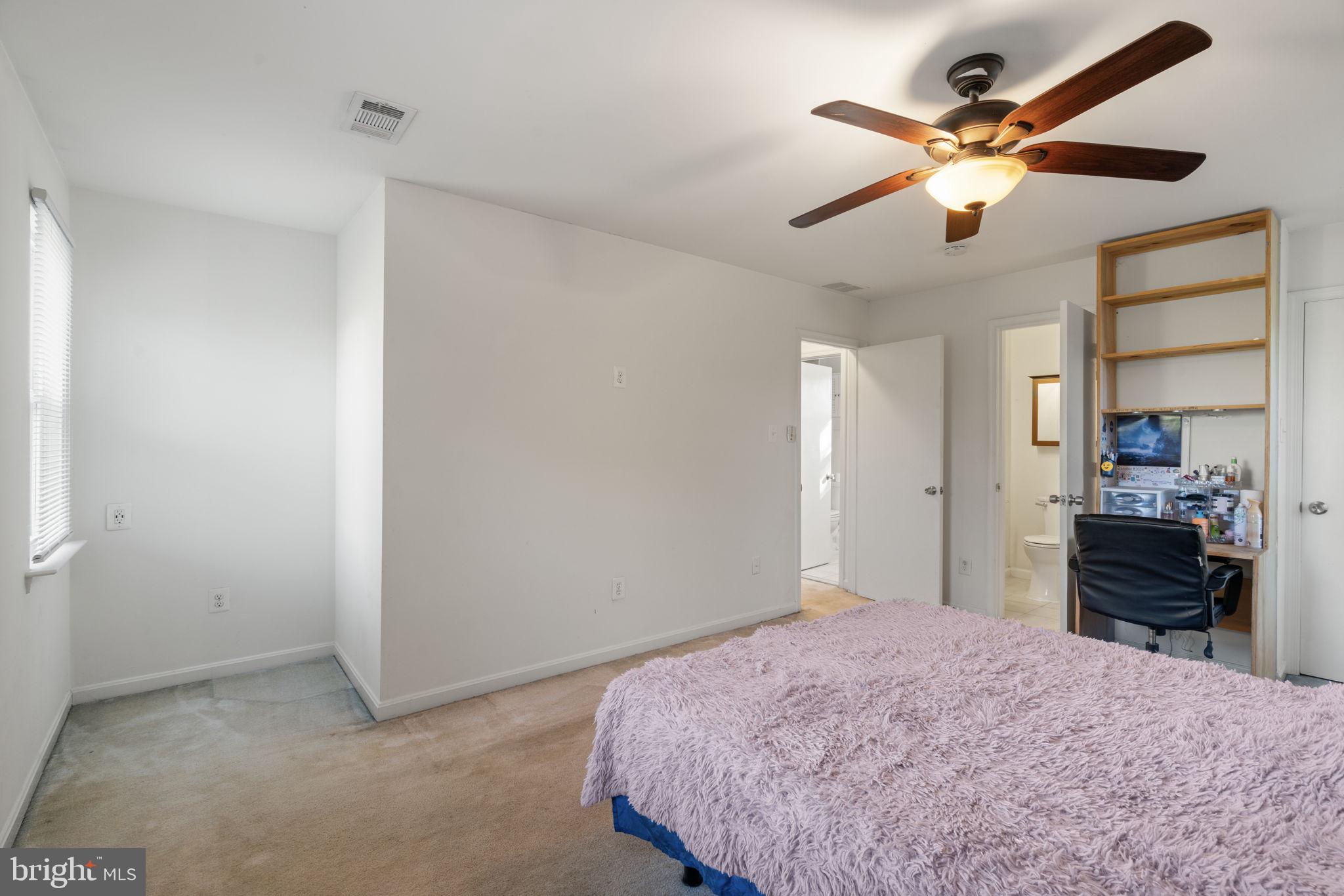 4301 Pleasant Valley Road Chantilly, VA 20151 - Photo 13 of 28