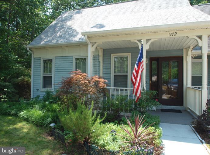 972 Riversedge Circle Annapolis, MD 21401 - Photo 14 of 19 Exterior (General)