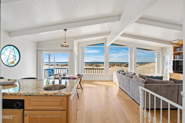 $10,000 | 3321 Ocean Drive, Oxnard, CA 93035