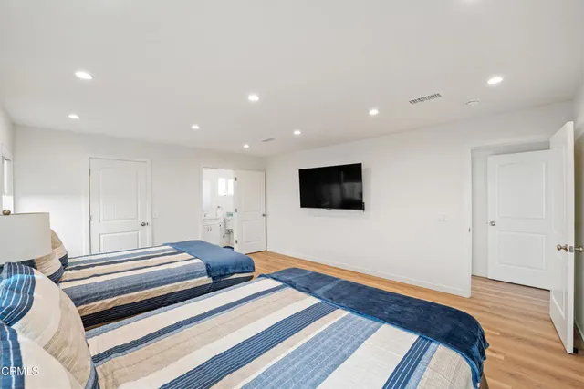 $10,000 | 3321 Ocean Drive, Oxnard, CA 93035