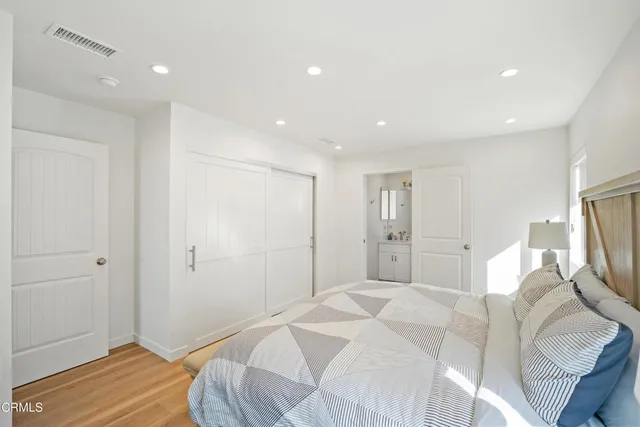 $10,000 | 3321 Ocean Drive, Oxnard, CA 93035